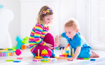 Parents can encourage creativity and learning with screen free activities for kids at home